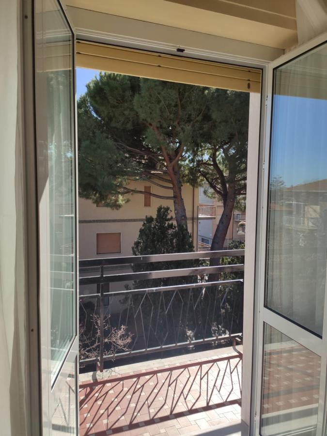 Appartamenti Bemar Diano Marina Esterno foto
